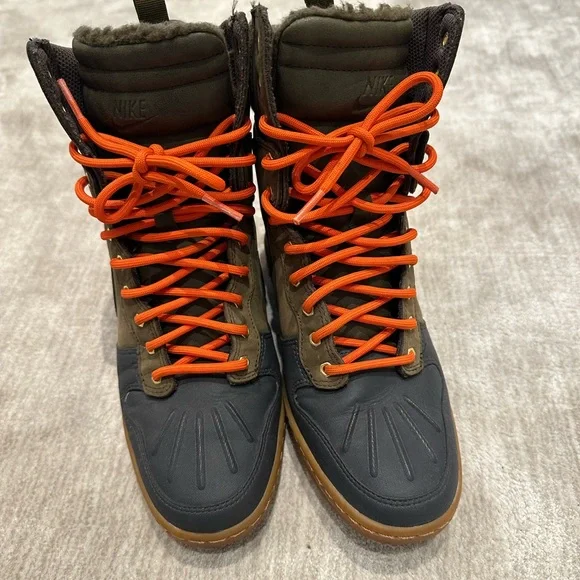 Nike Women's Lace-Up Boots in Olive and Orange - Picture 8 of 10